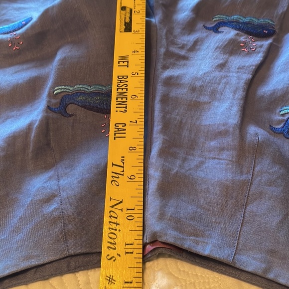 CJ Laing Preppy Mid Rise Blue Crops with Embroidered Wales Size 2 - Picture 6 of 6